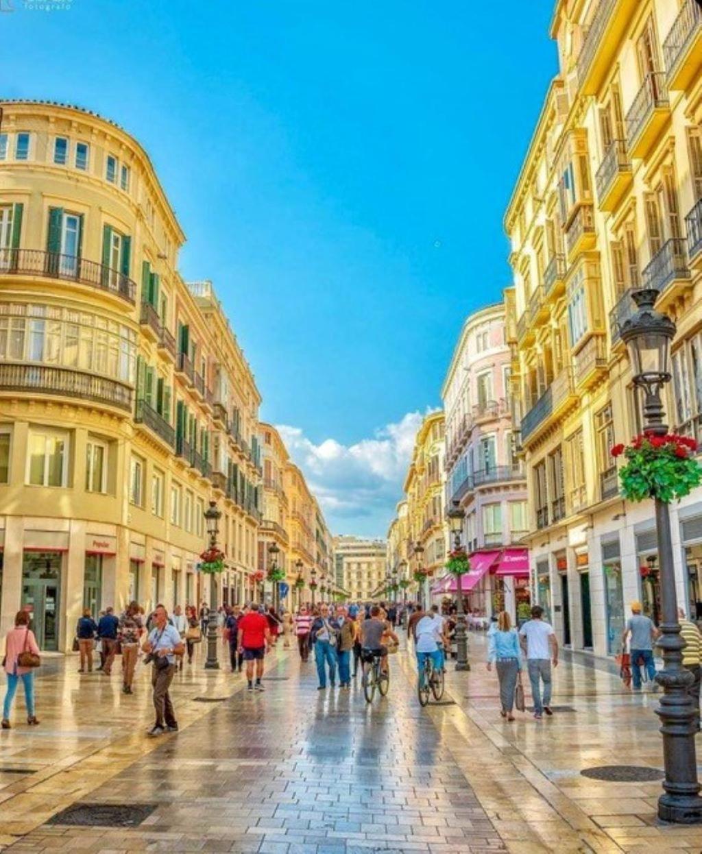 Casa Naty, Espacioso Renovado Apartamento En El Centro De Màlaga Exteriér fotografie